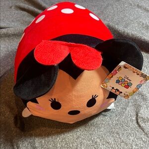 Disney Tsum Tsum Minnie Mouse Red and Black Plush NEW